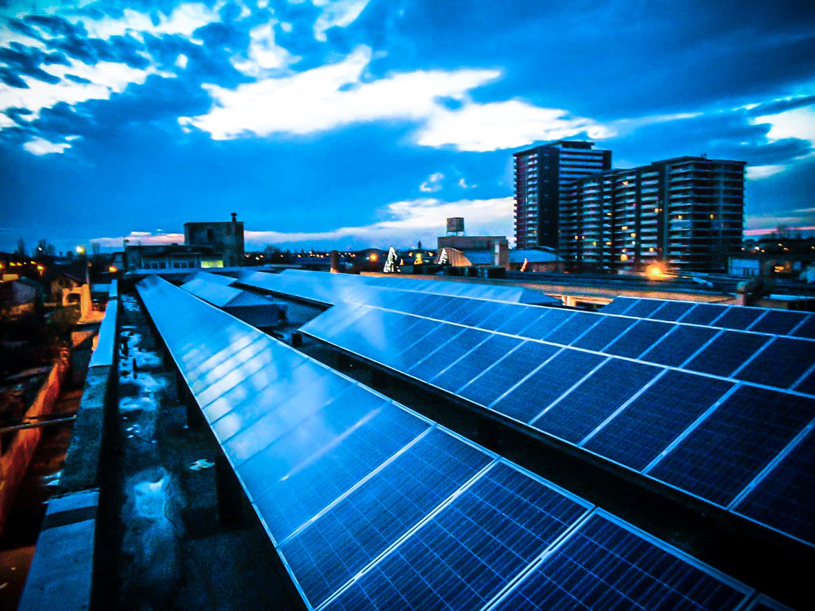 Centrala Fotovoltaică Luxten